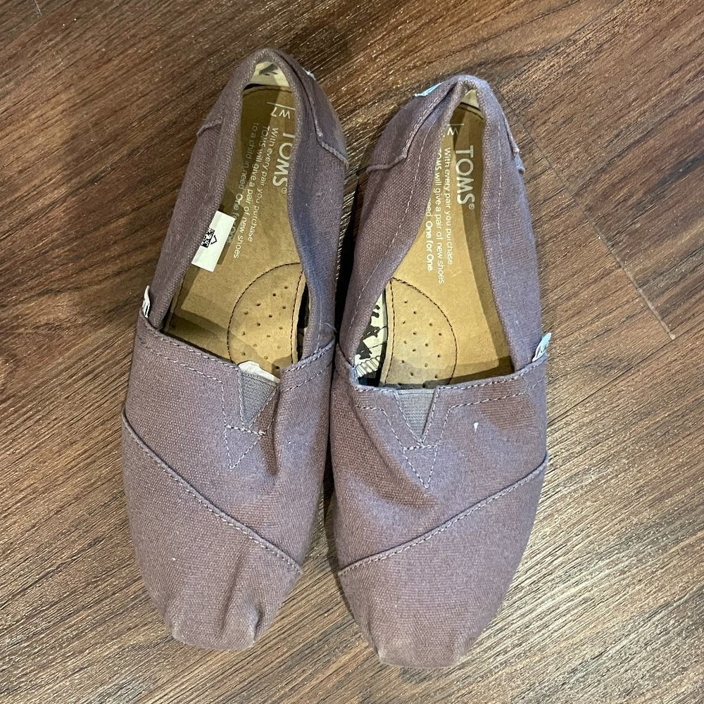 ✨✨✨TOMS SIZE 7✨✨ - Picture 3 of 5